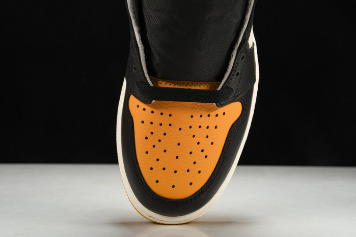 air jordan 1 high og "yellow toe" 555088-711