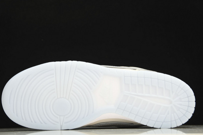 nike sb dunk low white lobster (friends and family) fd8776-100