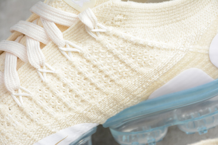 nike womens air vapormax flyknit 2.0 light cream 942843-201