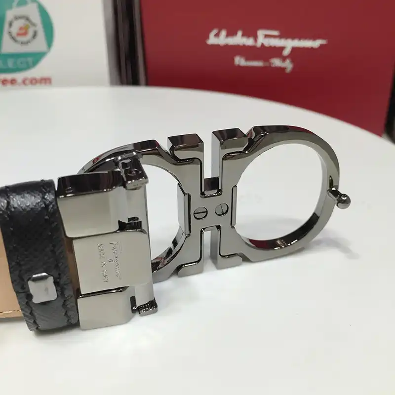 Salvatore Ferragamo s Belte 1905BL0024