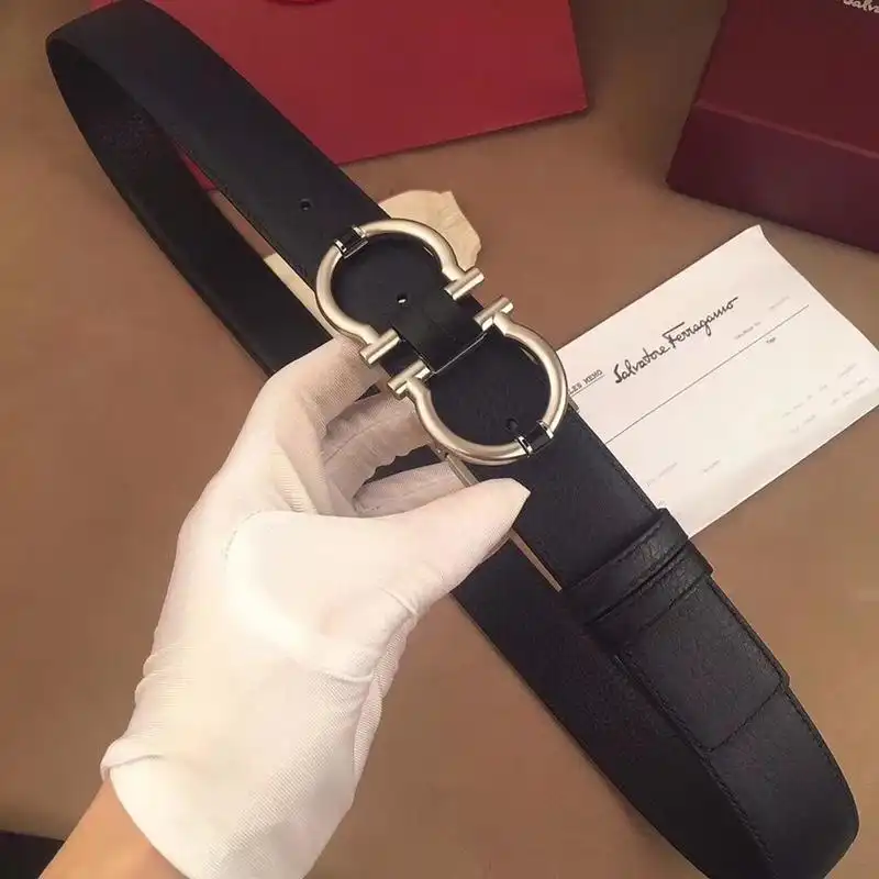 Salvatore Ferragamo s Belte 1905BL0377
