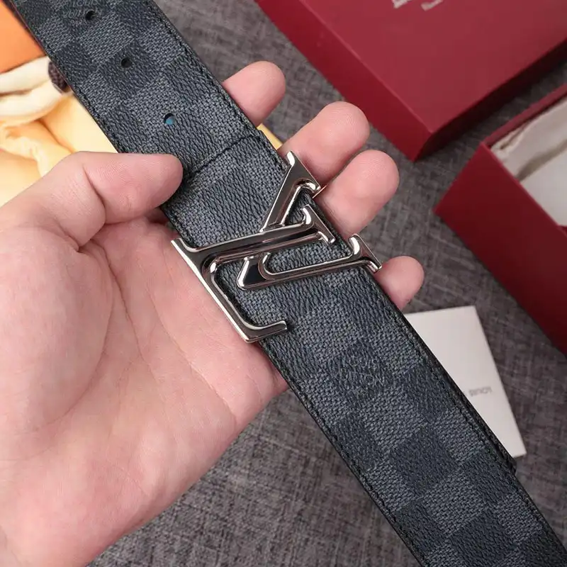 LV s Belte 1907BL0085