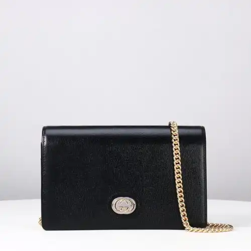 G*u*i bags 19b57b0019