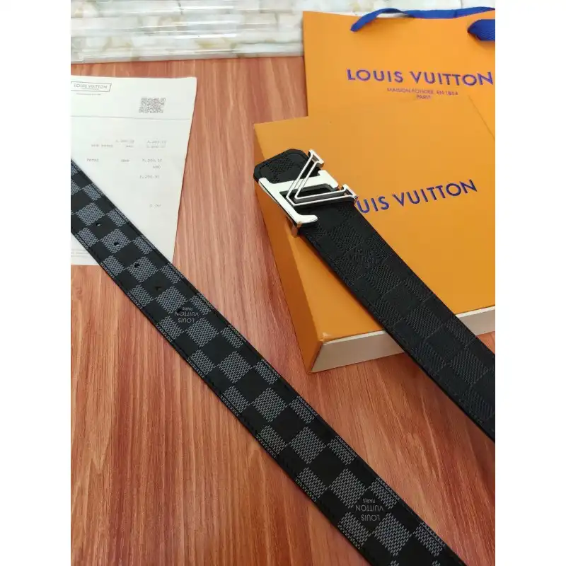 LV s Belte 19XIA0012
