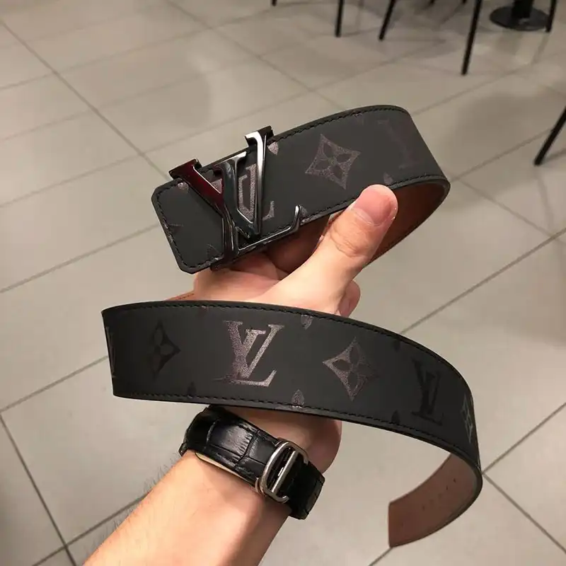 LV s Belte 19xf0019