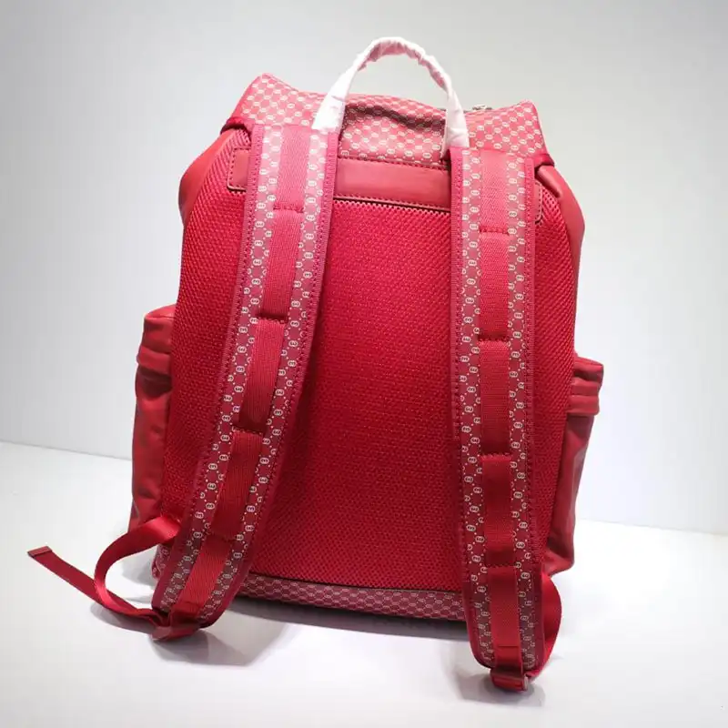 G*u*i backpack 19gm0068
