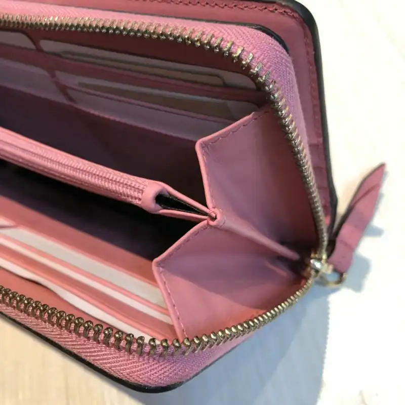 G*u*i bags 20guc0204