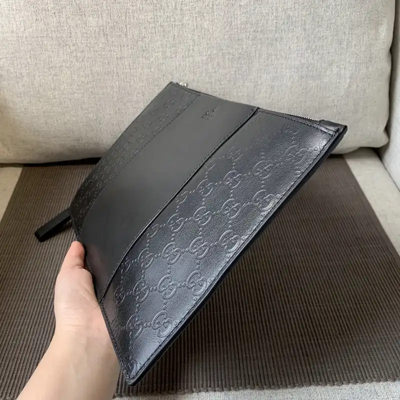 G*u*i bags 2104dj0131