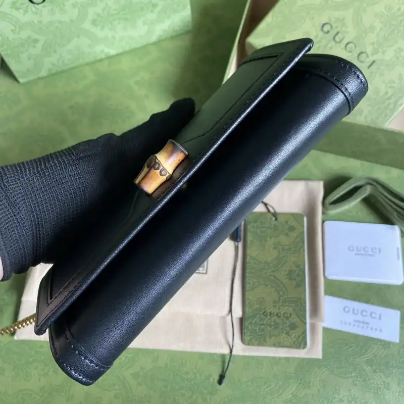 G*u*i s bags 2108ya0057