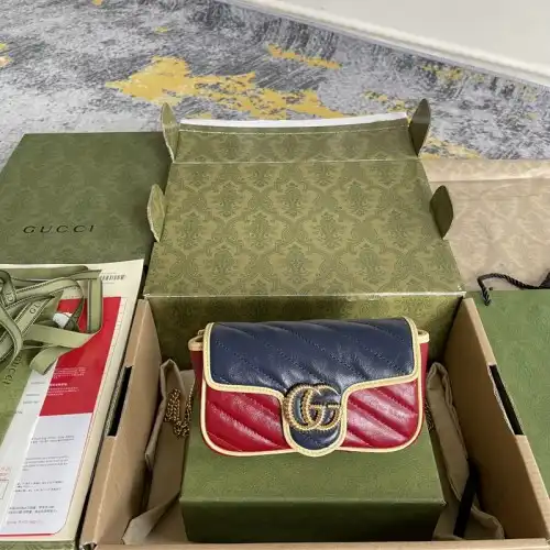 G*u*i bags 2109dj0046