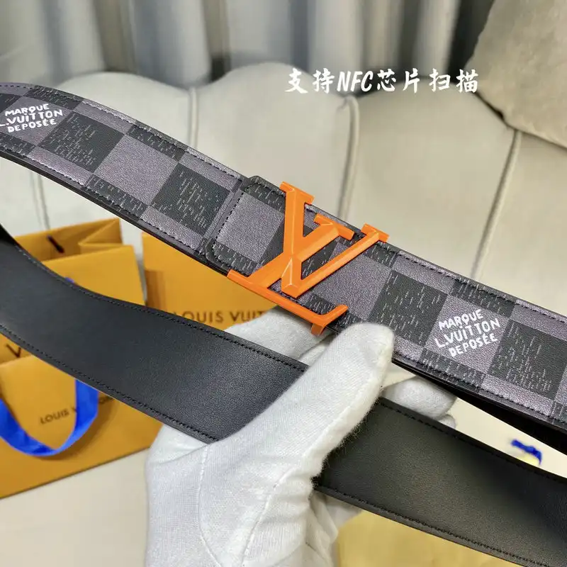 LV Belts 2109XA0032