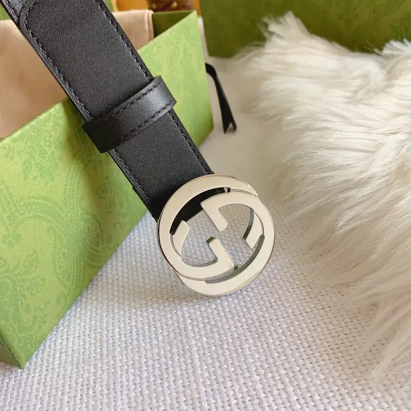 G*u*i belts 2110xa0010