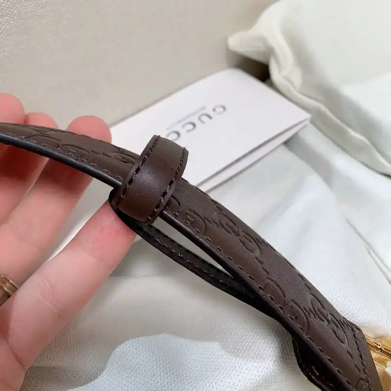 G*u*i belts 2110xf0025