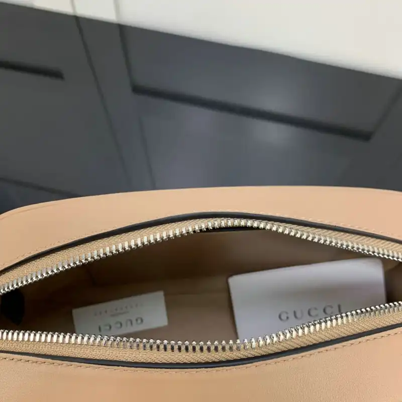 G*u*i bags 2110ya0132