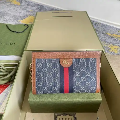 G*u*i bags 2112dj0108