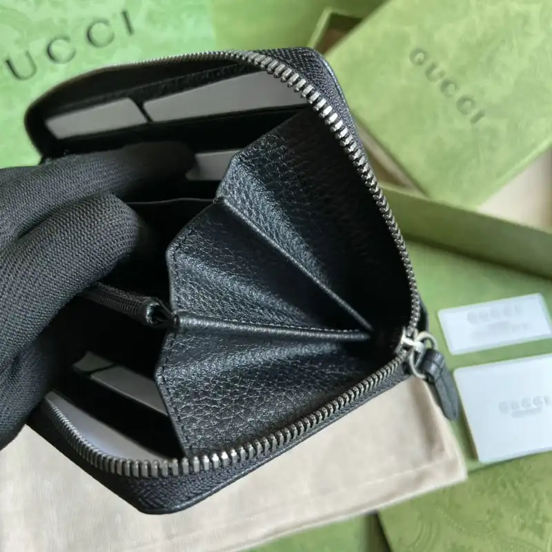 G*u*i bag 2112ya0006