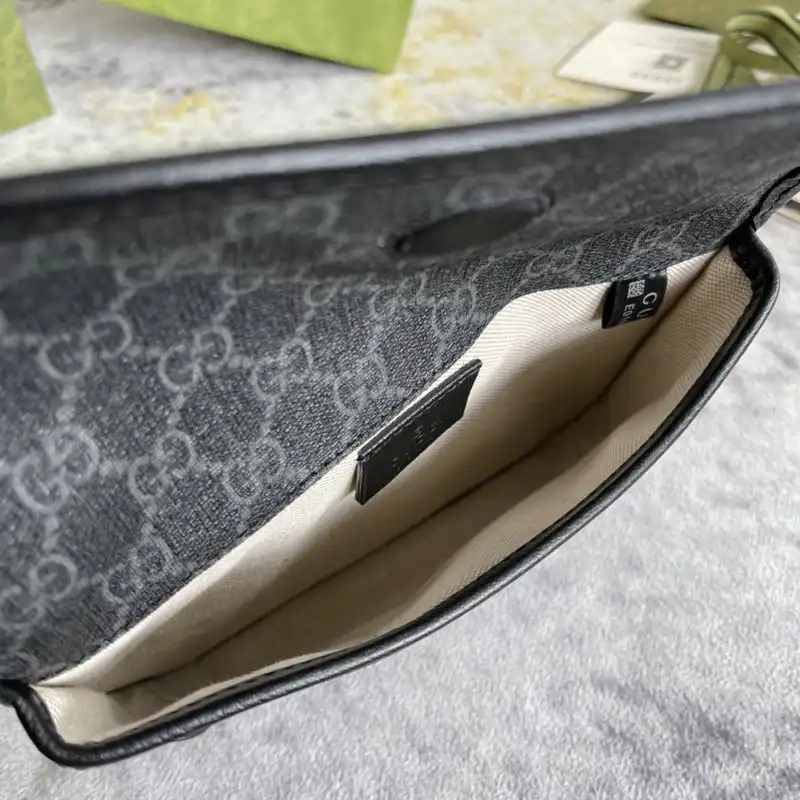 G*u*i bag 2201dj0038