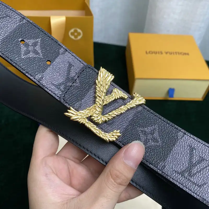 LV Belts 2201XA0203