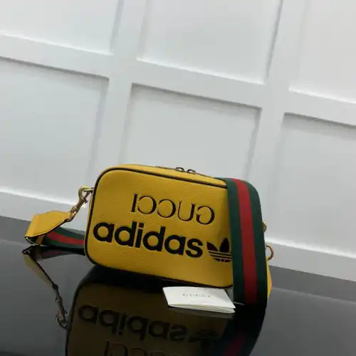 G*u*i bag 2208ya0020