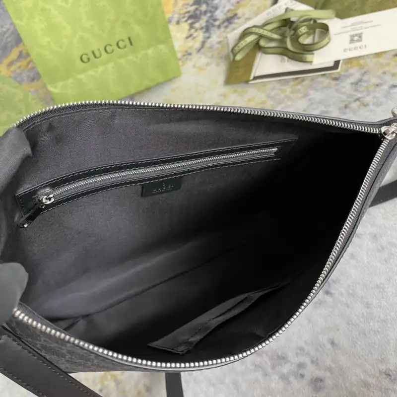 G*u*i bag 2209dj0049