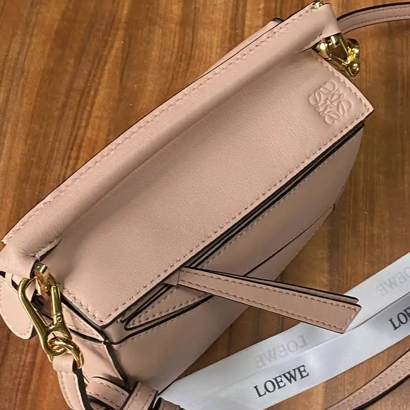 Loewe Bag 2209SW0021
