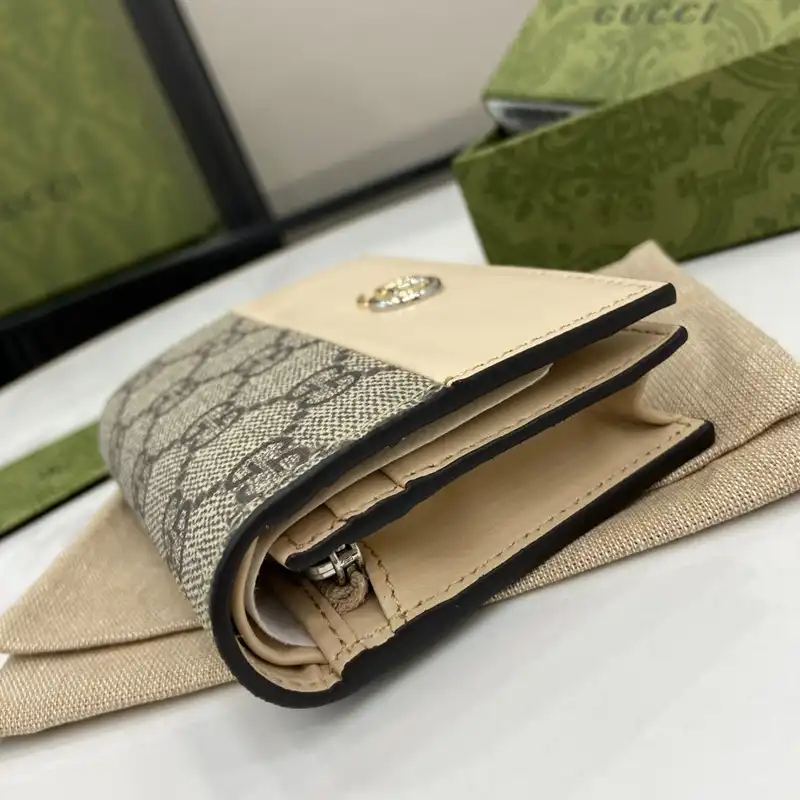 G*u*i bags 2407yz0255