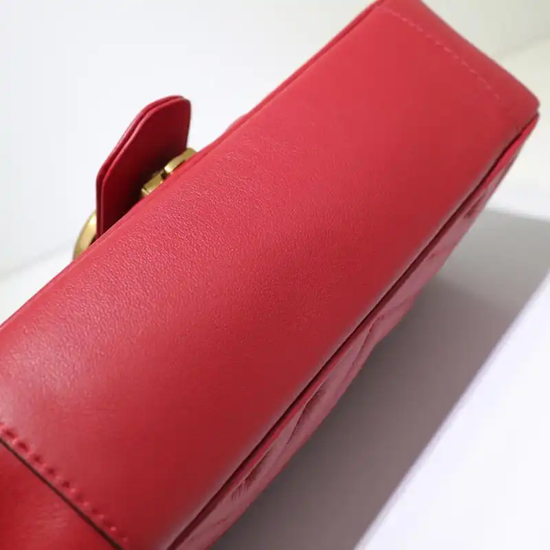 G*u*i bags 19t1l0694