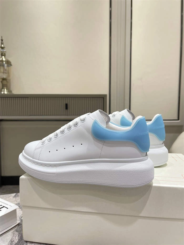 SunProtective Alexander McQueen Oversized 2574