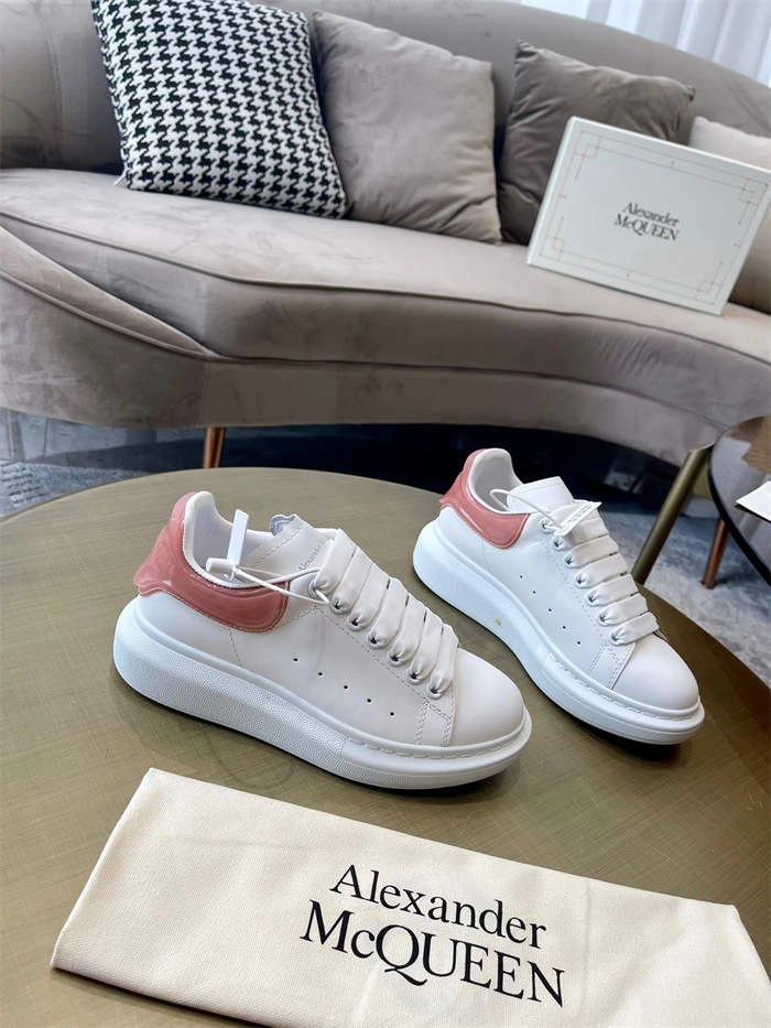 ComfortFit Alexander McQueen Oversized 2576