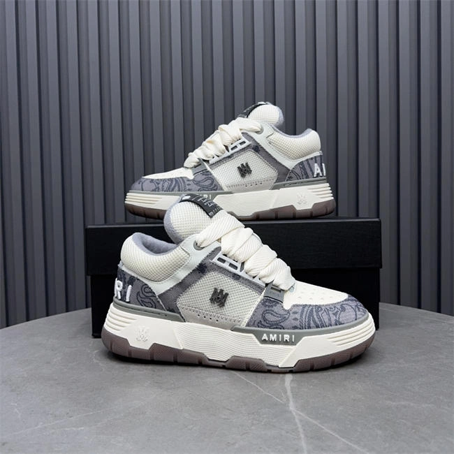 Effortless Amiri MA-1 Sneaker 653