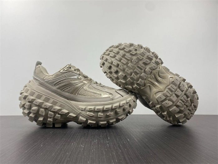 Trendy BLCG DEFENDER  685613 W2RA6 4462