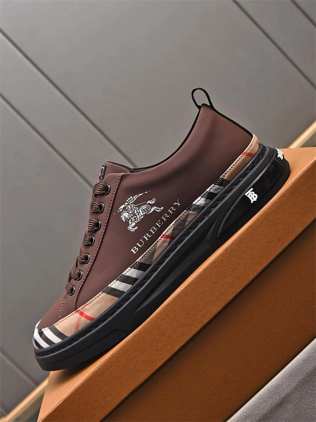 ComfortFit Burberry Sneaker 2623