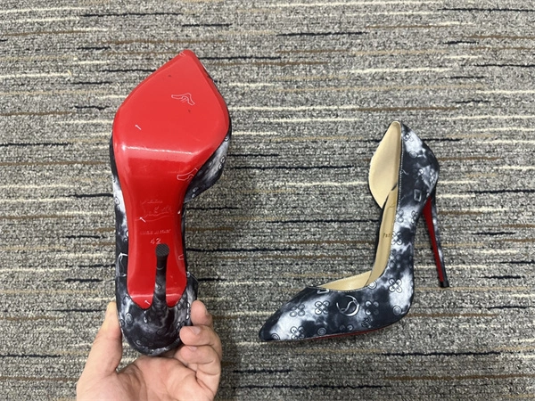 Sophisticated CL 2950