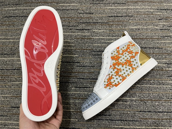 Christian Louboutin Compact 2673