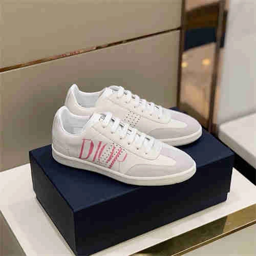 DR Sneaker WellDesigned 1135