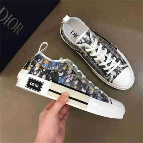 Packable DR Sneaker 1155