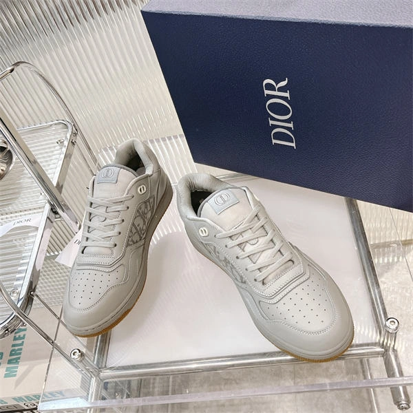 RelaxedFit Dr B27 Sneaker 1378