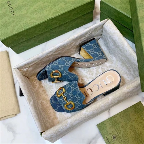 Gocci Slipper Versatile 5639