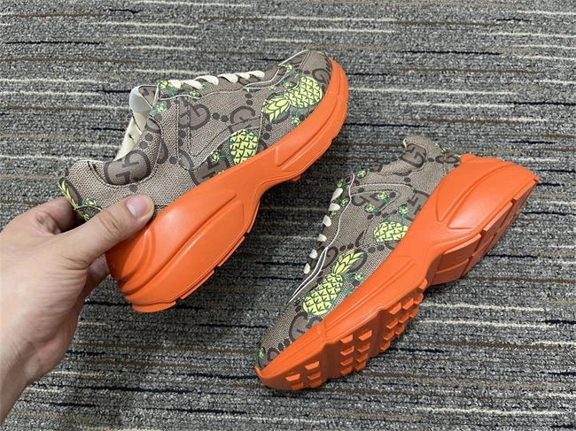 lightweight G*u*i rhyton sneaker 277