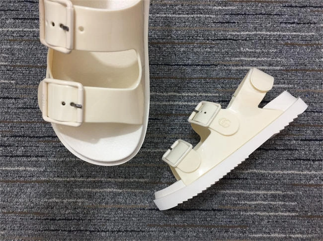 G*u*i sandals zerobulk 357