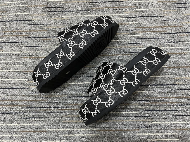 youthful G*u*i side women 472