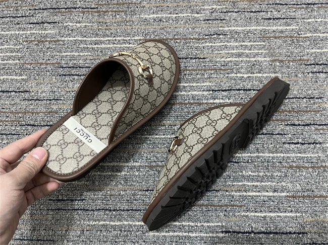 dailywear G*u*i slide 406