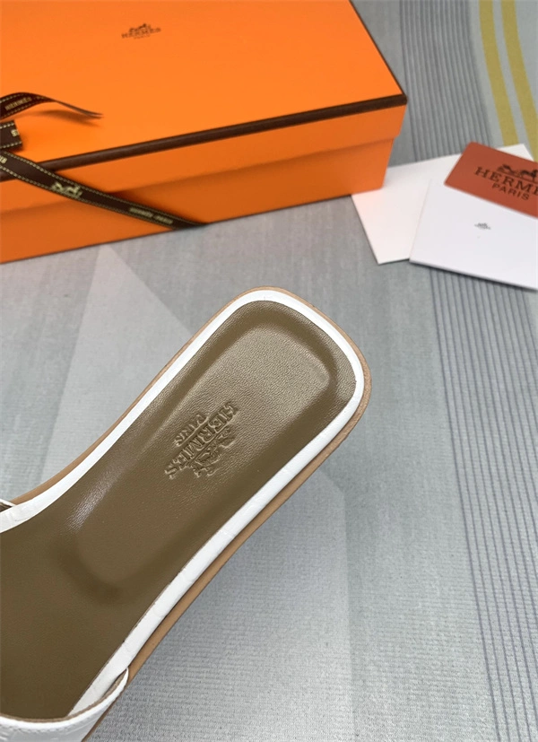 H Slipper FashionForward 2394