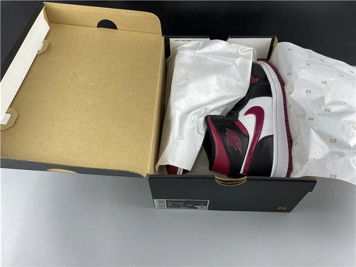 Jordan1 Mid Bred Toe 554724- EasyCare 3777