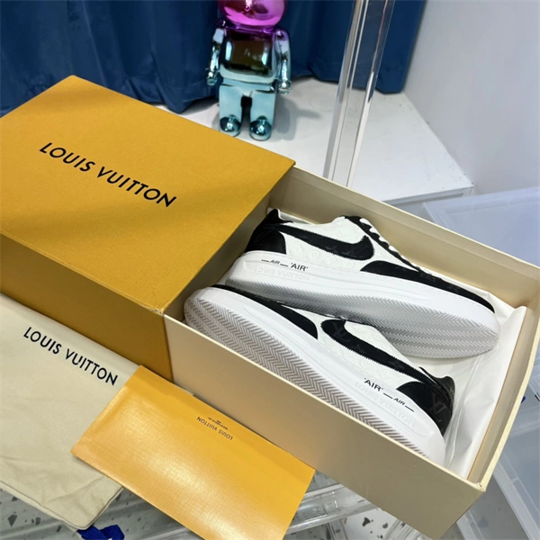 EyeCatching LV x Nike Sneaker 1960