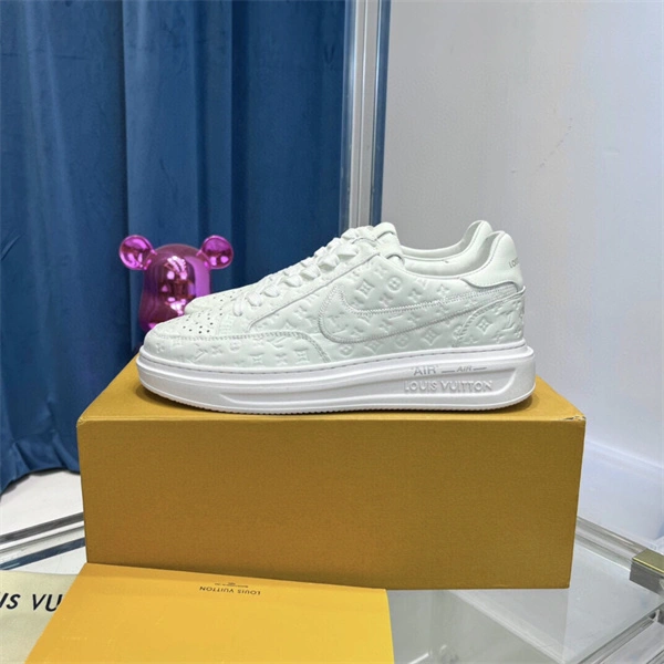 LV x Nike Sneaker WrinkleFree 1962