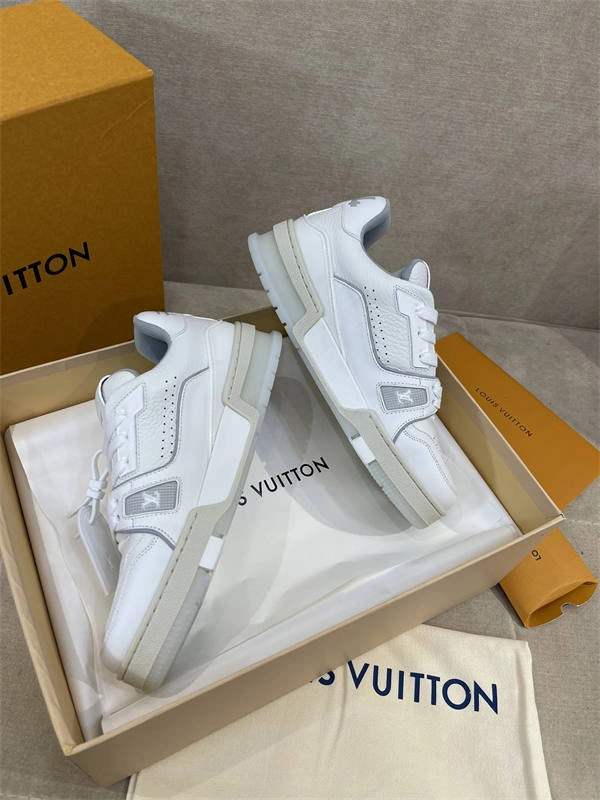 LV MoistureWicking 1856