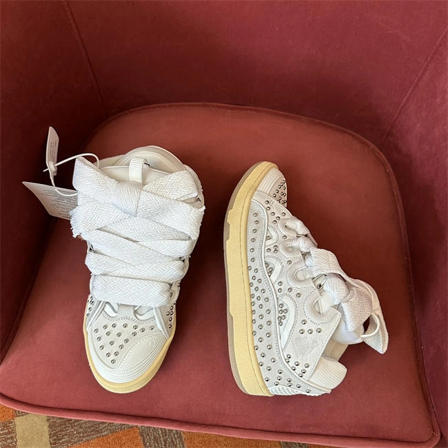 Chic Lanvon Curb Sneaker 914