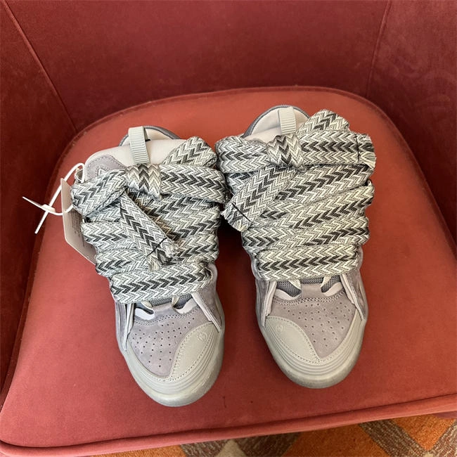 AllSeason Lanvon Curb Sneaker 927