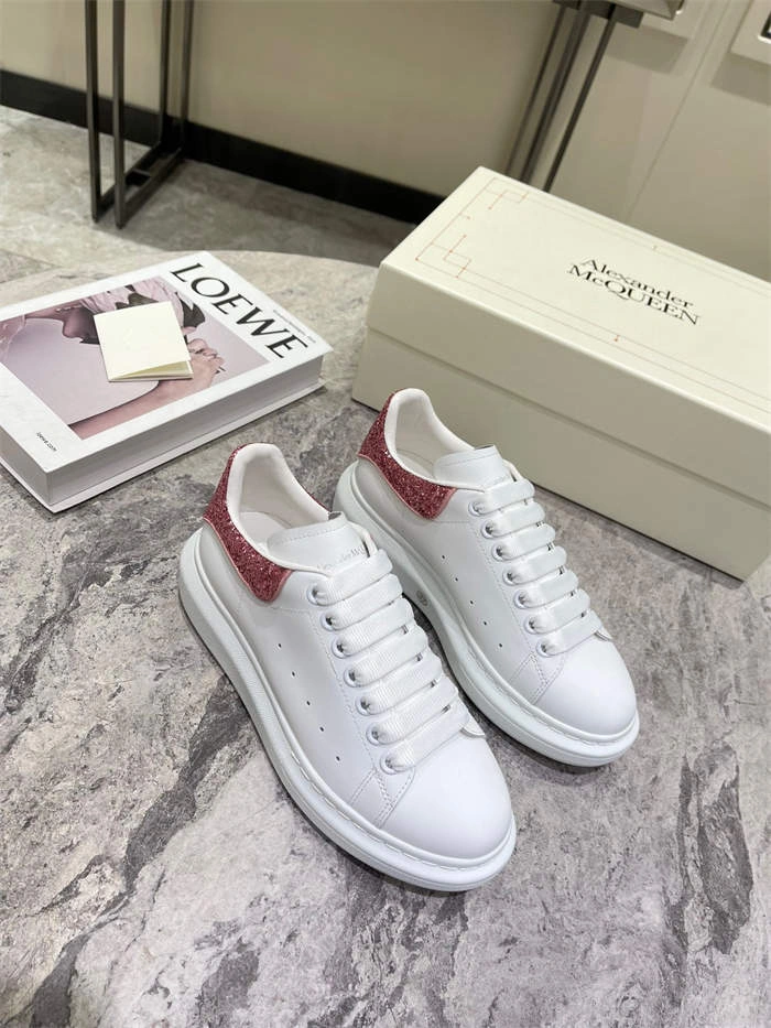 Functional Mc Queen 2555